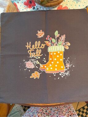 Thirty-one fall pillow cover, new in packaging